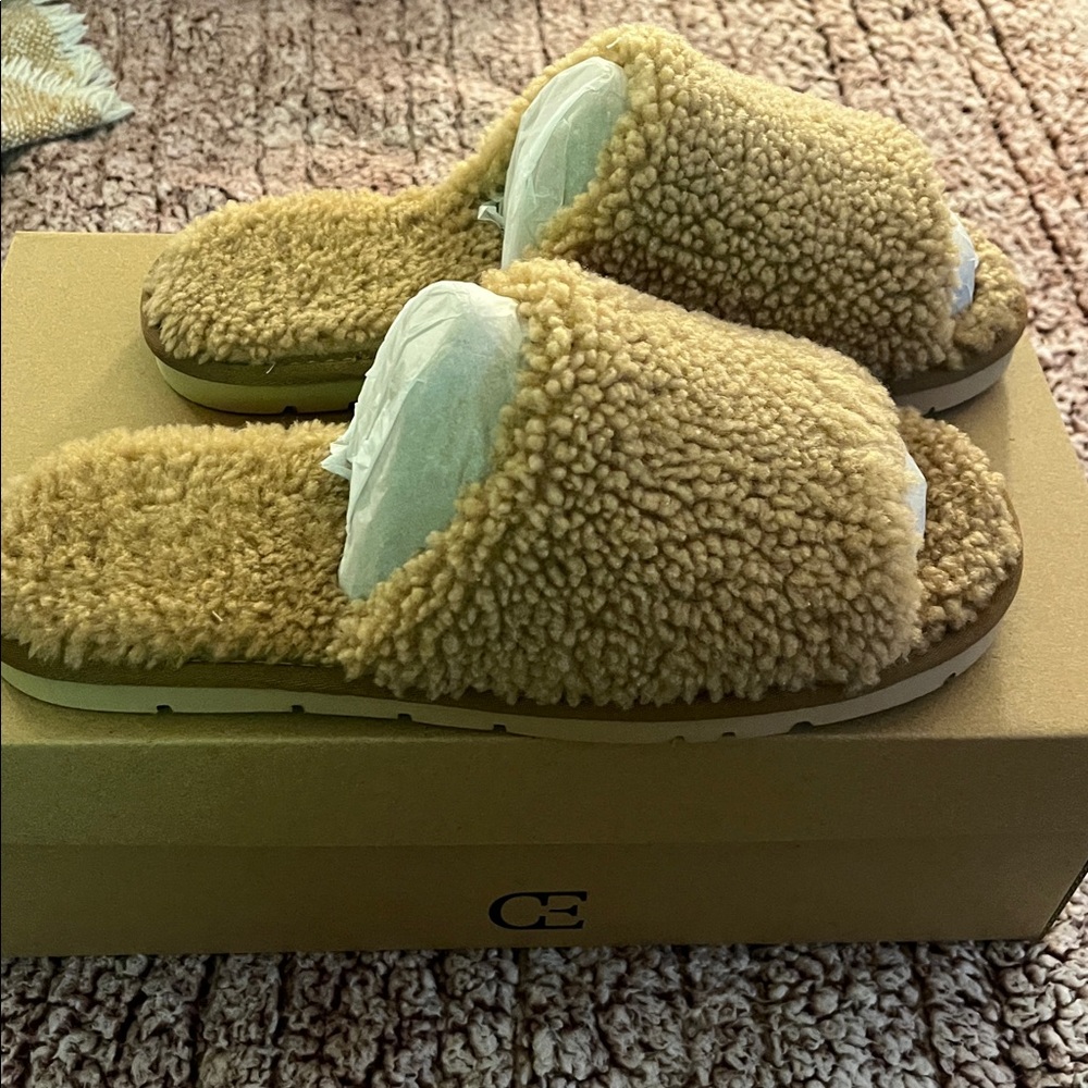 CE Women's Tan Fuzzy Slippers